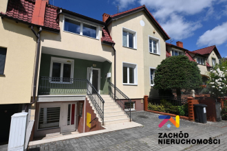 Dom szereg z lokalem na działalność,180m Zacisze !